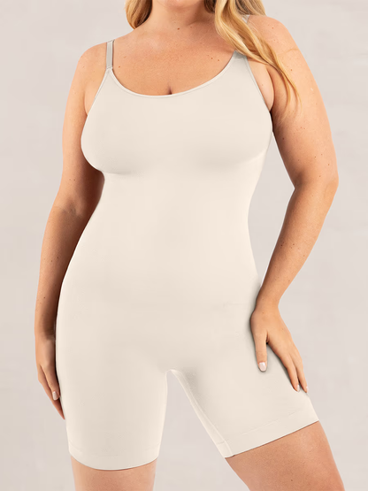 Shaperwear Essentials All Day Every Day Scoop Neck Mid-Thigh Bodysuit