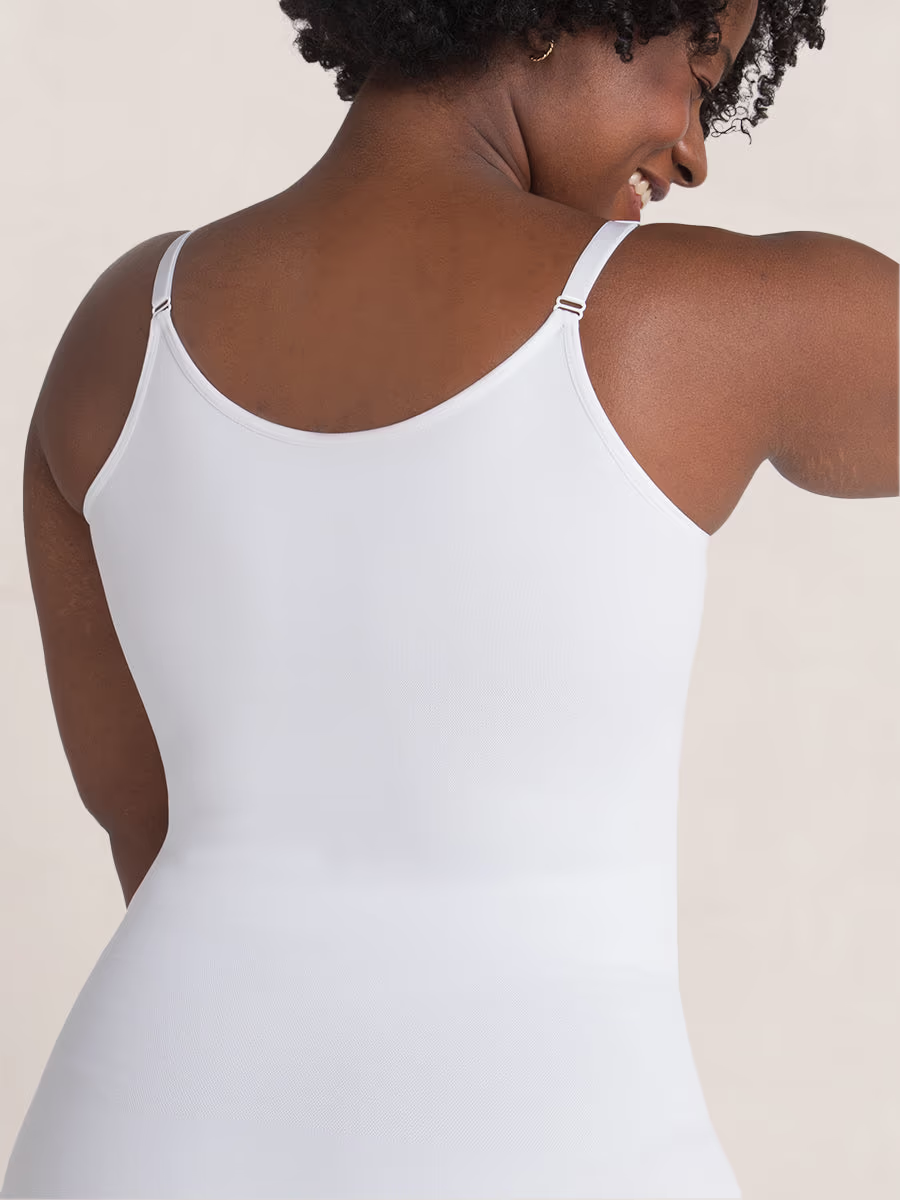 Shaperwear Essentials All Day Every Day Scoop Neck Mid-Thigh Bodysuit